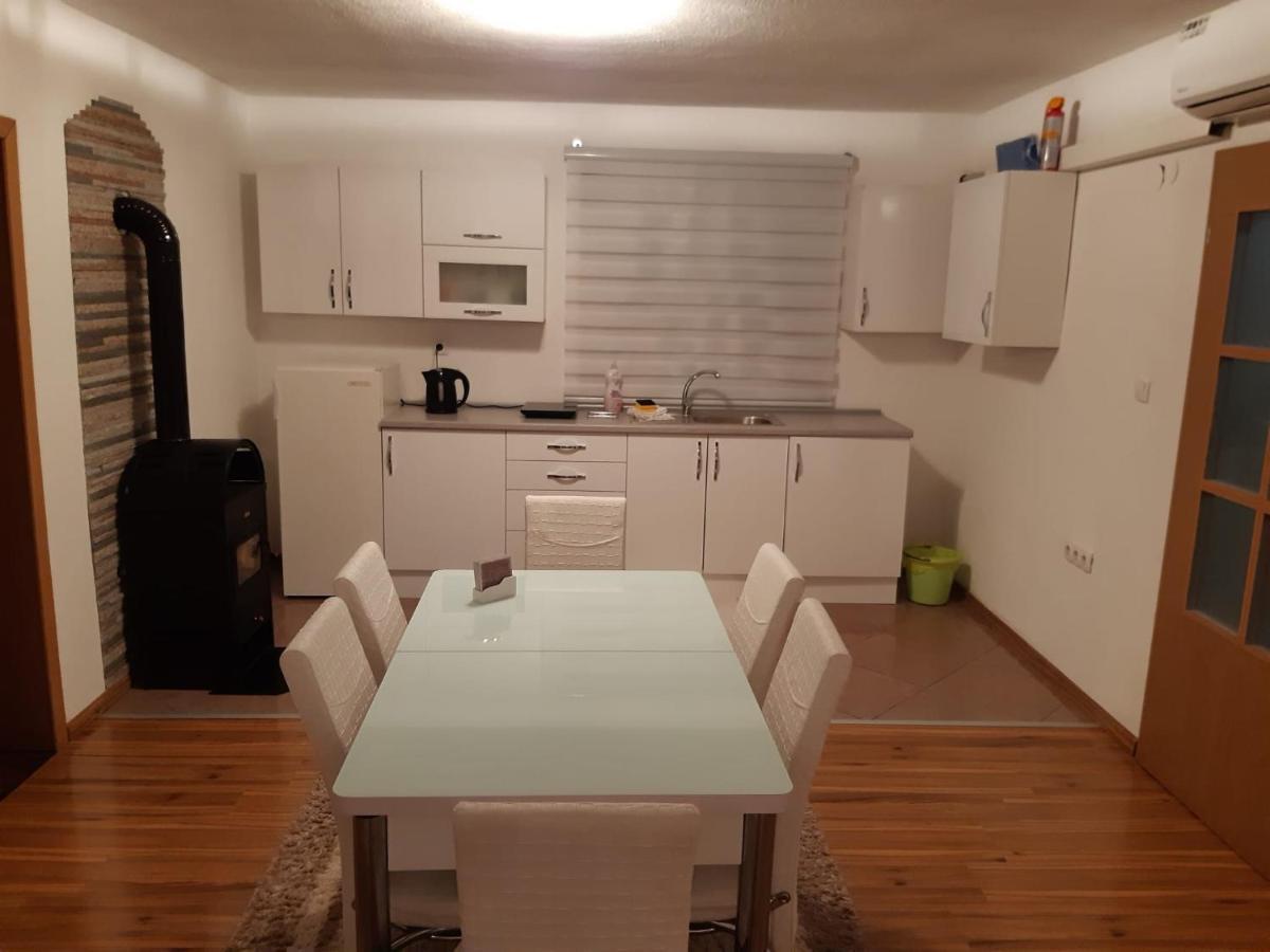 Apartman Volijak Appartement Jajce Buitenkant foto